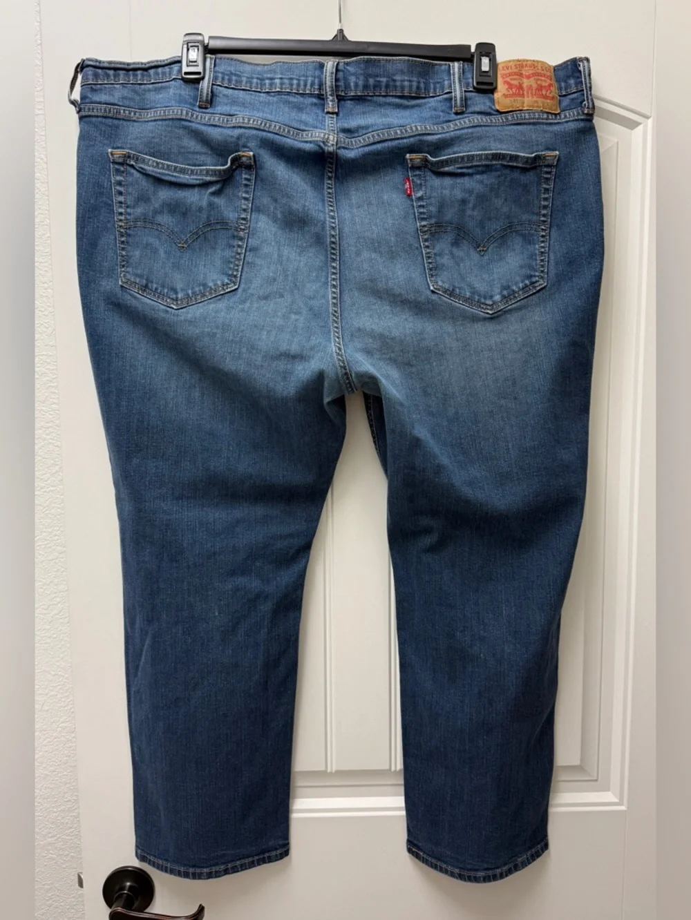 Men’s Levi’s Medium Wash 541 Athletic Jeans Size 48x29